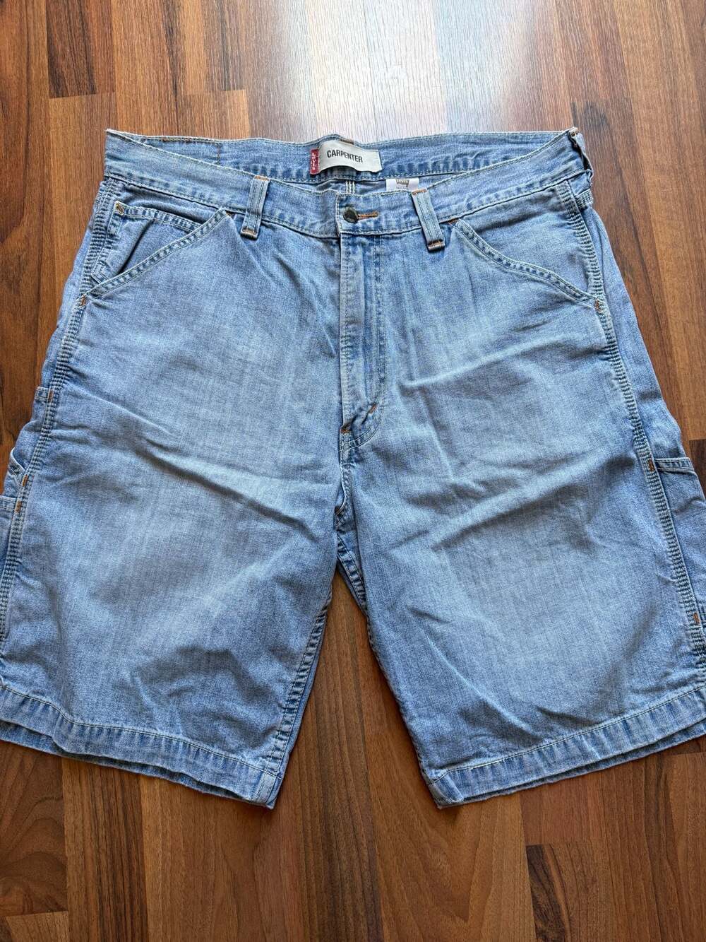 Levi's Loose Fit Denim Carpenter Shorts W36